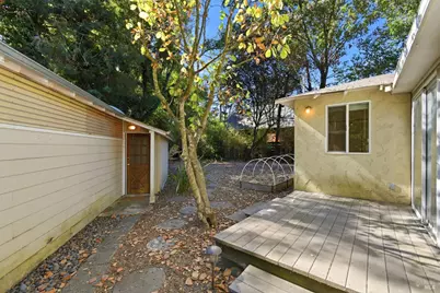 151 Glenwood Court, Santa Rosa, CA 95405 - Photo 29
