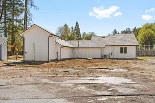1041 Creek Side Ct, Laytonville, CA 95454 - Photo 3