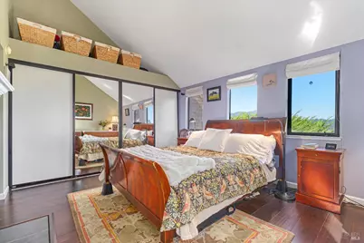 250 Bay Vista Circle, Sausalito, CA 94965 - Photo 19