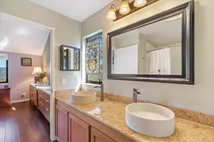 250 Bay Vista Cir, Sausalito, CA 94965 - Photo 25