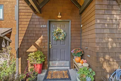 250 Bay Vista Circle, Sausalito, CA 94965 - Photo 3