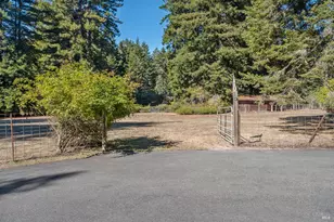 44481 Gordon Ln, Mendocino, CA 95460 - Photo 23