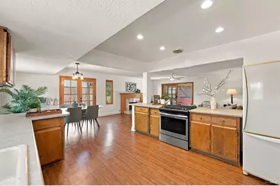 858 Brentwood Avenue, Vallejo, CA 94591 - Photo 3