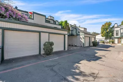 299 Shasta Drive #32, Vacaville, CA 95687 - Photo 3