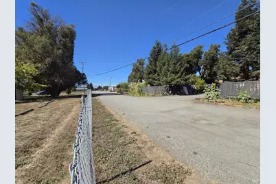 101 Holcomb Lane, American Canyon, CA 94503 - Photo 13