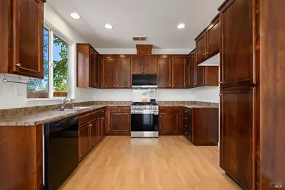 990 Keegan Drive, Santa Rosa, CA 95407 - Photo 13