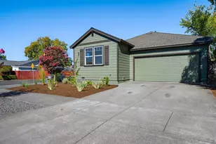 990 Keegan Dr, Santa Rosa, CA 95407 - Photo 29