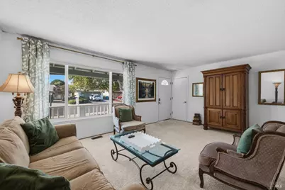 133 Isle Royale Circle, Vacaville, CA 95687 - Photo 5