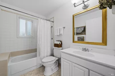 133 Isle Royale Circle, Vacaville, CA 95687 - Photo 17