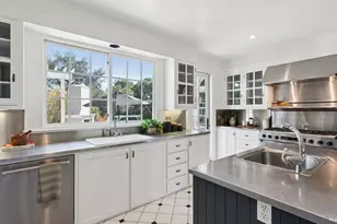 129 Mountain View Ave, San Rafael, CA 94901 - Photo 5