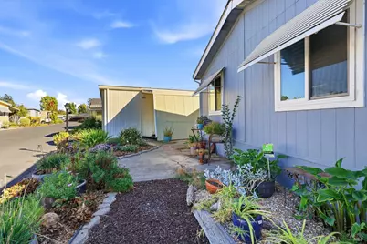 1138 Broadleaf Lane, Windsor, CA 95492 - Photo 3
