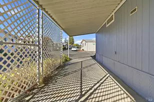 1138 Broadleaf Ln, Windsor, CA 95492 - Photo 11