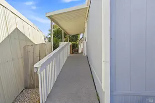 1138 Broadleaf Ln, Windsor, CA 95492 - Photo 5
