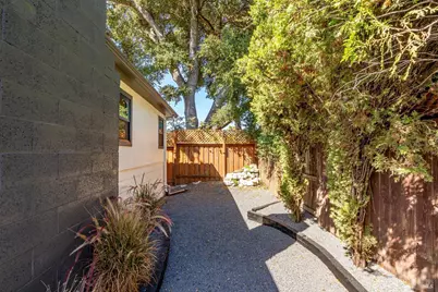 2112 Berkeley Drive, Santa Rosa, CA 95401 - Photo 43