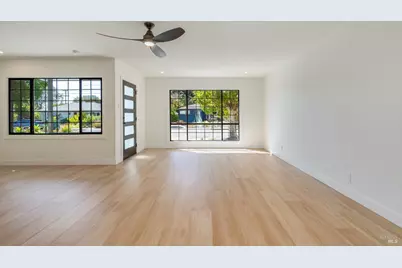 2112 Berkeley Drive, Santa Rosa, CA 95401 - Photo 9