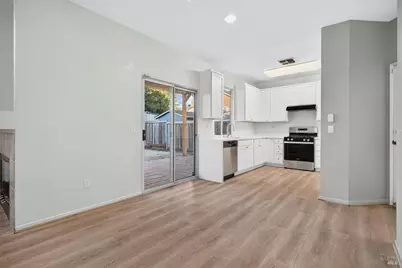 725 Potomac Avenue, Santa Rosa, CA 95407 - Photo 15
