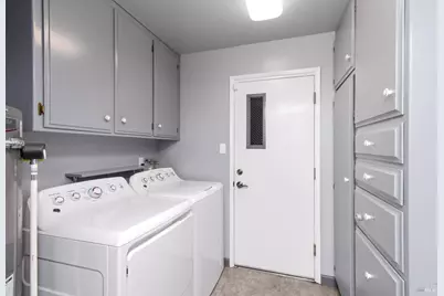 3954 Montrose Street, Napa, CA 94558 - Photo 77