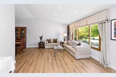 3954 Montrose Street, Napa, CA 94558 - Photo 9