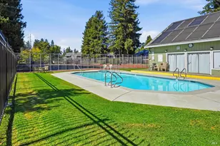647 Racquet Club Cir, Rohnert Park, CA 94928 - Photo 21