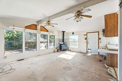 6650 Robinson Creek Road, Ukiah, CA 95482 - Photo 21