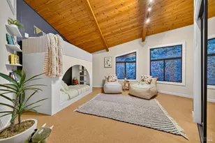 569 Edgewood Ave, Mill Valley, CA 94941 - Photo 19