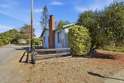2875 W Steele Lane, Santa Rosa, CA 95403 - Photo 31