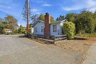 2875 W Steele Ln, Santa Rosa, CA 95403 - Photo 1