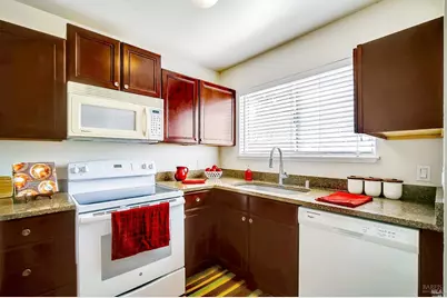 678 Santa Alicia Drive, Rohnert Park, CA 94928 - Photo 7