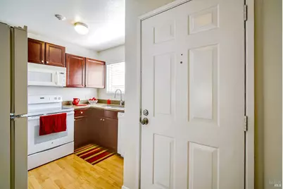 678 Santa Alicia Drive, Rohnert Park, CA 94928 - Photo 5
