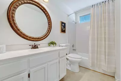 2088 Bock Street, Santa Rosa, CA 95403 - Photo 19