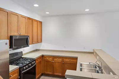 7728 Frengle Court, Cotati, CA 94931 - Photo 11