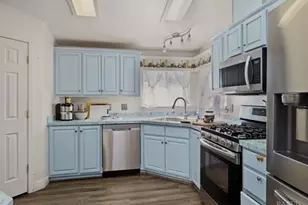19235 Hidden Valley Rd, Hidden Valley Lake, CA 95467 - Photo 9