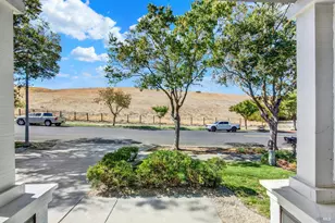1605 Highland Cir, Fairfield, CA 94534 - Photo 5
