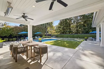 75 Fairway Drive, Novato, CA 94949 - Photo 17