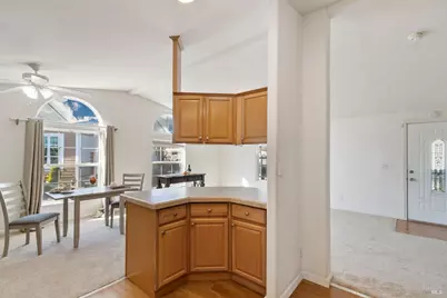 100 Lemon Tree Circle, Vacaville, CA 95687 - Photo 11