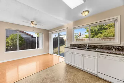 8528 Liman Way, Rohnert Park, CA 94928 - Photo 11