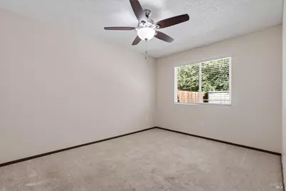 1010 Waterbrook Court, Santa Rosa, CA 95401 - Photo 21