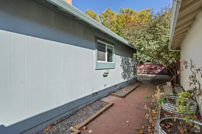 1010 Waterbrook Court, Santa Rosa, CA 95401 - Photo 25