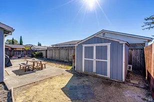 201 Folland Dr, American Canyon, CA 94503 - Photo 27
