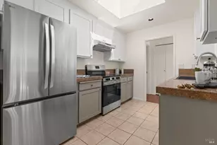 137 Knollwood Dr, San Rafael, CA 94901 - Photo 19