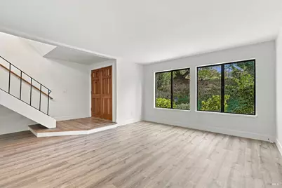 210 Albion Court, Novato, CA 94947 - Photo 9