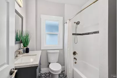 1029 Aileen Street, Oakland, CA 94608 - Photo 25