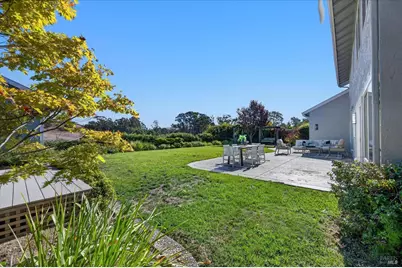 548 Cooper Drive, Benicia, CA 94510 - Photo 41