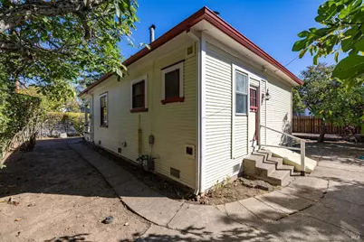 105 Garden Street, Santa Rosa, CA 95401 - Photo 27