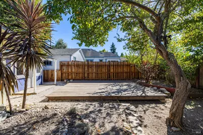 105 Garden Street, Santa Rosa, CA 95401 - Photo 21