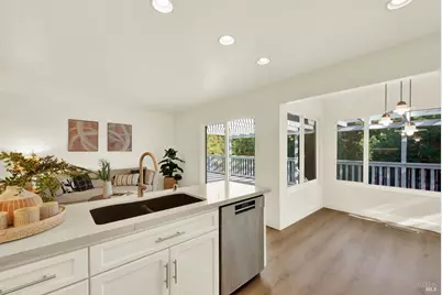 137 Seneca Way, Vacaville, CA 95688 - Photo 27