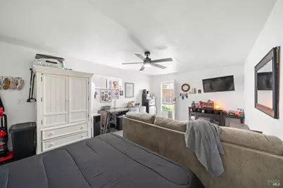 808 Bay Street, Suisun City, CA 94585 - Photo 19