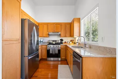 808 Bay Street, Suisun City, CA 94585 - Photo 7