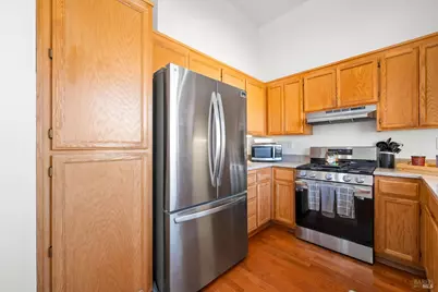 808 Bay Street, Suisun City, CA 94585 - Photo 9