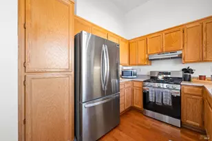 808 Bay St, Suisun City, CA 94585 - Photo 9